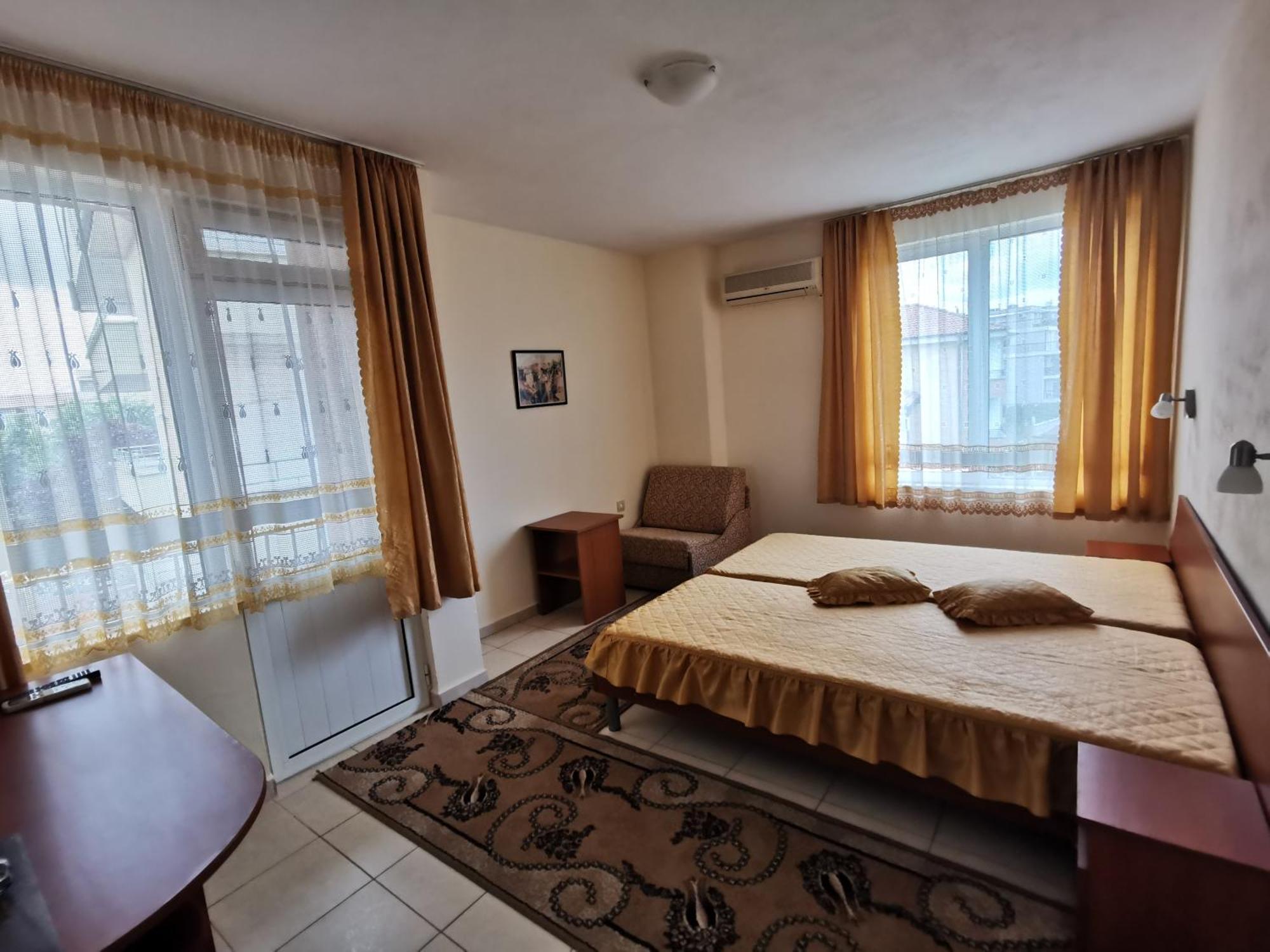 Guest House Georgieva Ravda Ngoại thất bức ảnh